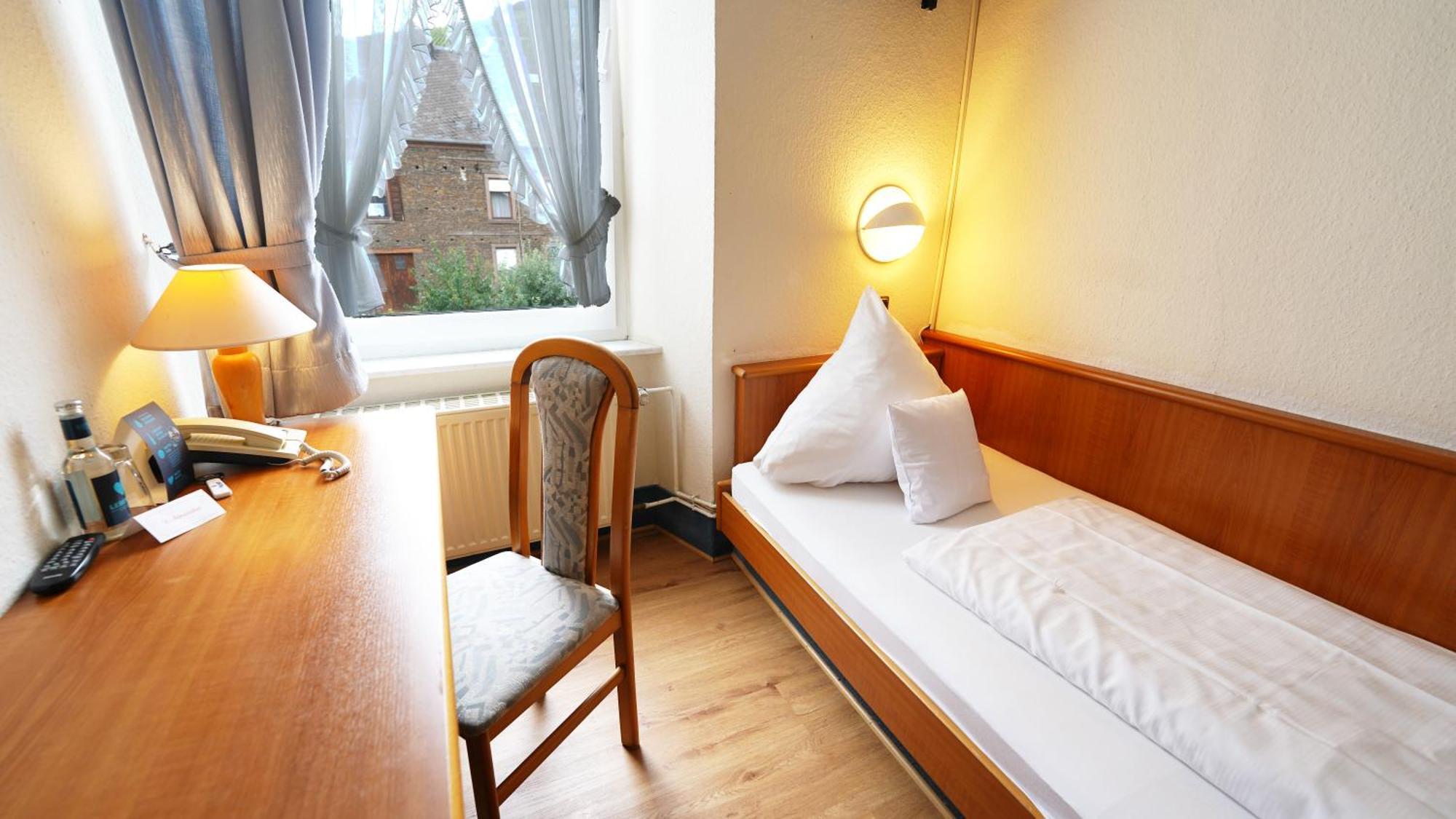 Vegan Hotel Und Restaurants Nicolay 1881 زلتنغن راختخ المظهر الخارجي الصورة