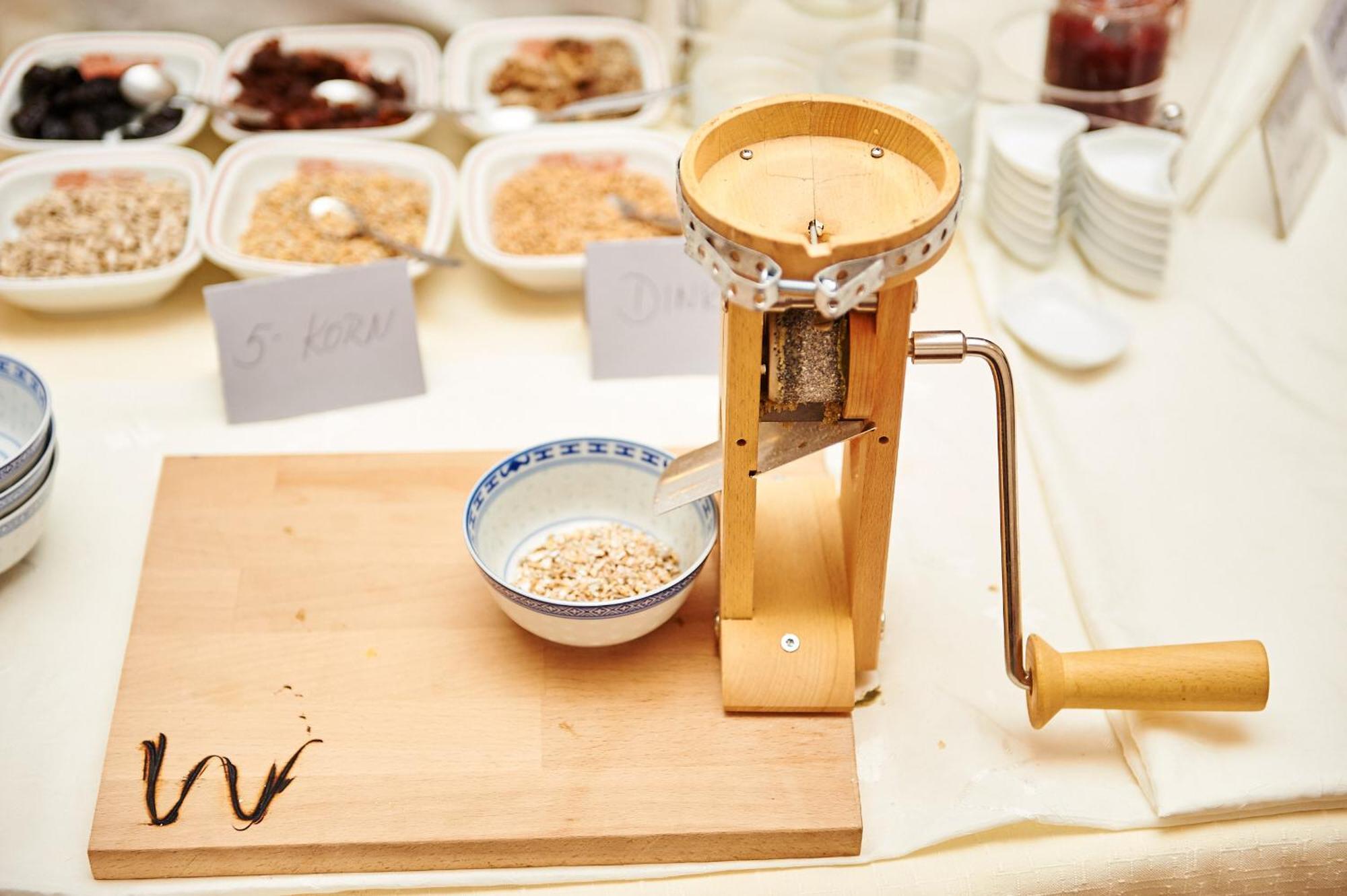 Vegan Hotel Und Restaurants Nicolay 1881 زلتنغن راختخ المظهر الخارجي الصورة
