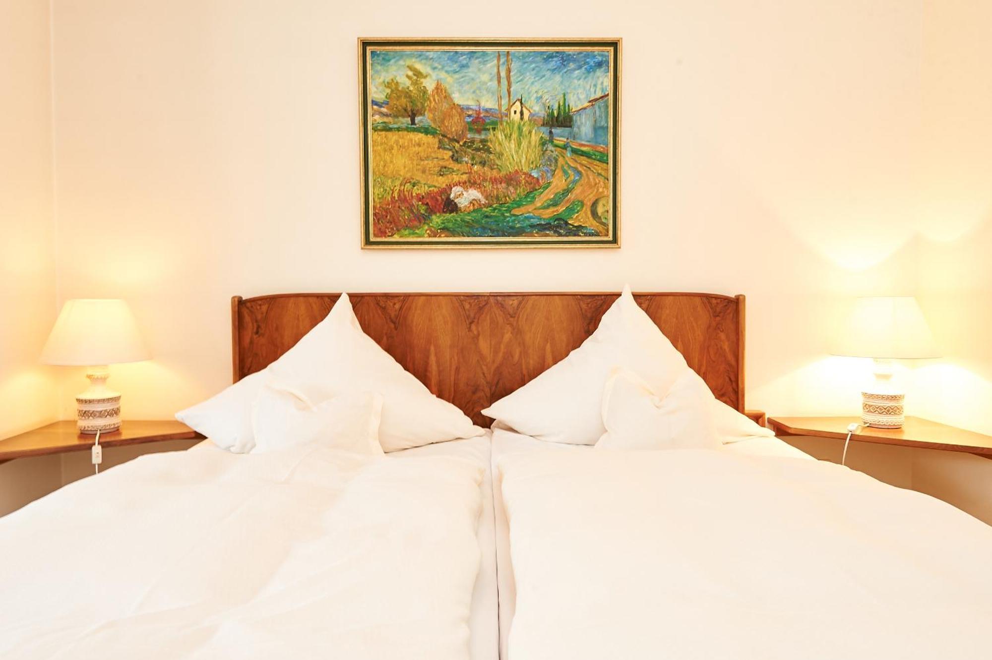Vegan Hotel Und Restaurants Nicolay 1881 زلتنغن راختخ المظهر الخارجي الصورة