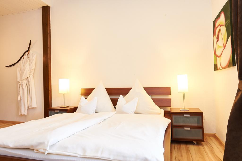 Vegan Hotel Und Restaurants Nicolay 1881 زلتنغن راختخ المظهر الخارجي الصورة